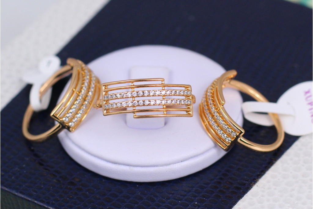 Кільце Xuping Jewelry віконця р 19 золотисте