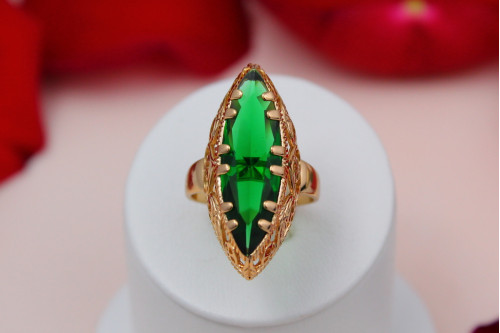 Кольцо Xuping Jewelry  Маркиз с зеленым камнем р 17 золотистое