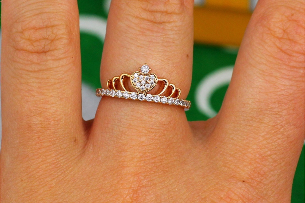 Кольцо Xuping Jewelrу корона маленькая диадема 7 мм р 20 золотистое