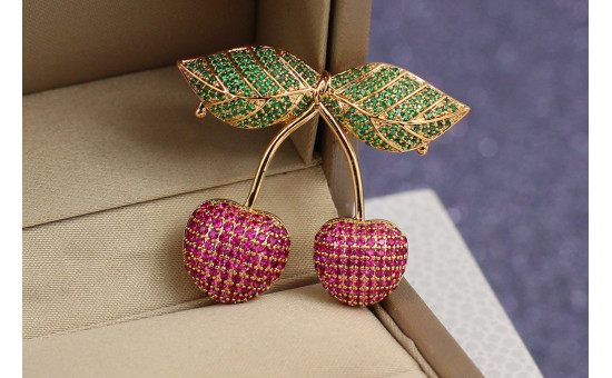Брошка Xuping Jewelry вишнева парочка золотиста