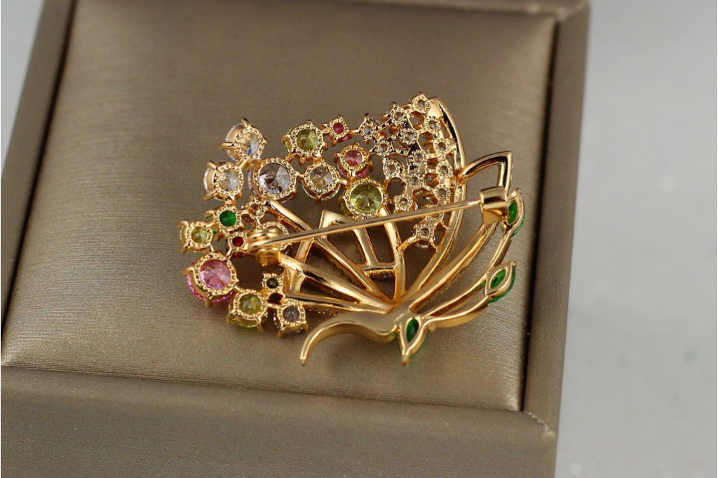 Брошь Xuping Jewelry бабочка с цветными камнями золотистая