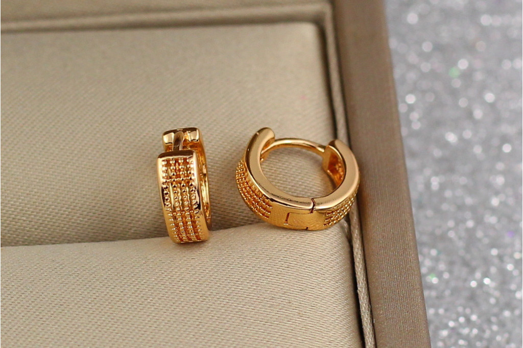 Серьги Xuping Jewelry колечки сеточка 1 см золотистые