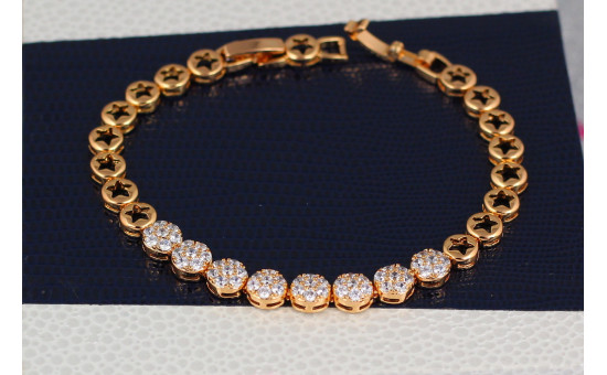 Браслет Xuping Jewelry круглые звенья со звездами по центру восемь с камешками 17 см золотистый
