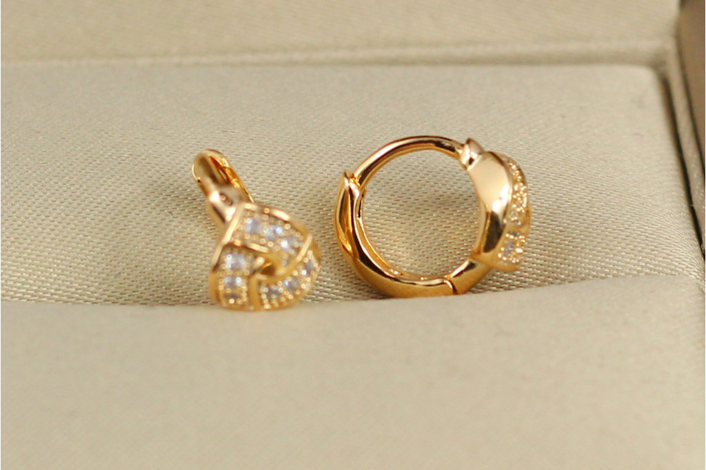 Серьги детские Xuping Jewelry триединство 0,8 см золотистые