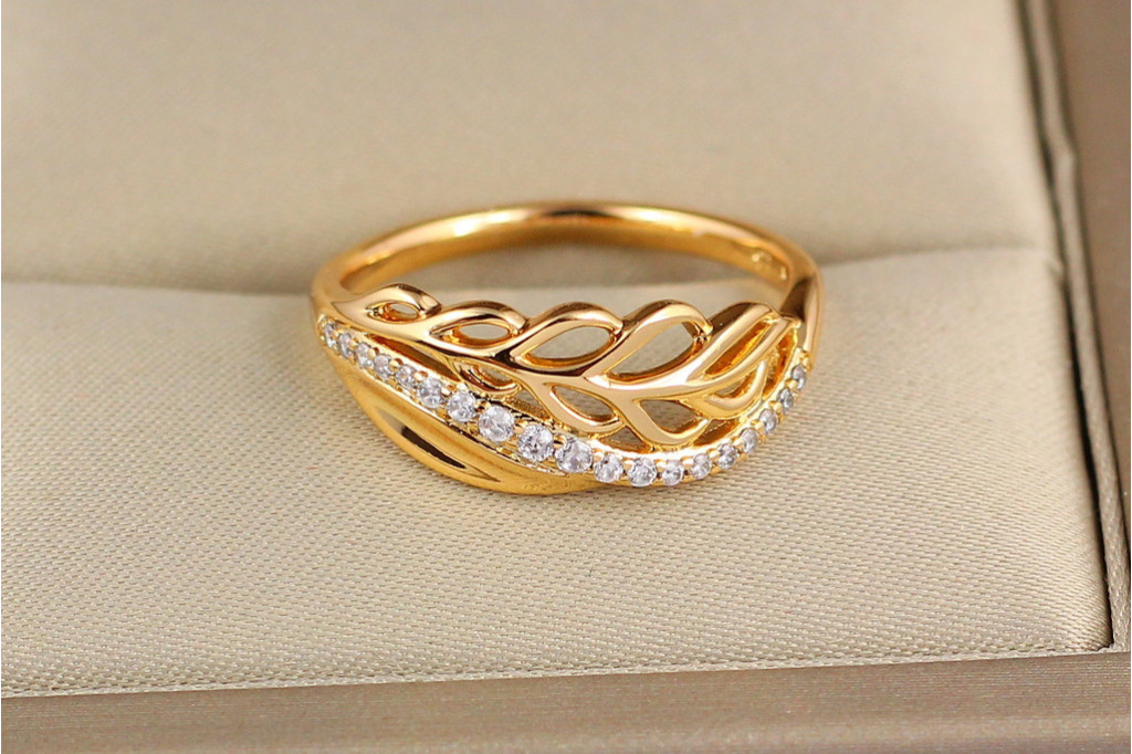 Кольцо Xuping Jewelry спелый колосок с волнистой полоской 8 мм р 18 золотистое