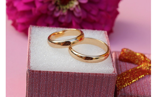 Обручка Xuping Jewelry класика 4 мм 16,17,18,19,20,21,22,23 золотиста Медичне золото, 24
