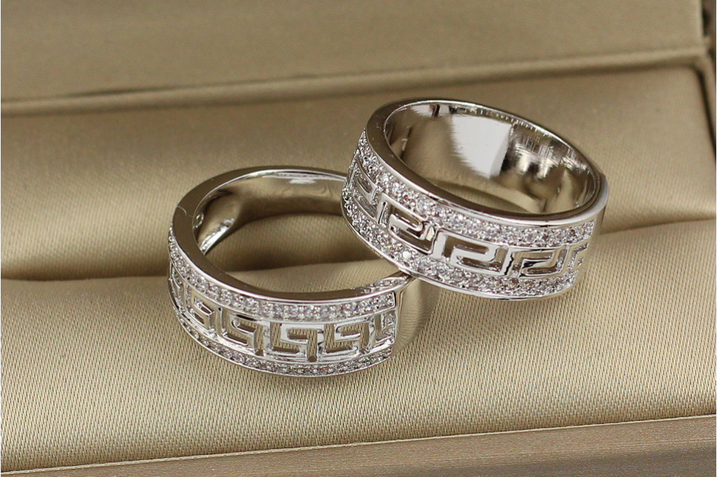 Кольцо Xuping Jewelry с греческим узором  р 16 серебристое