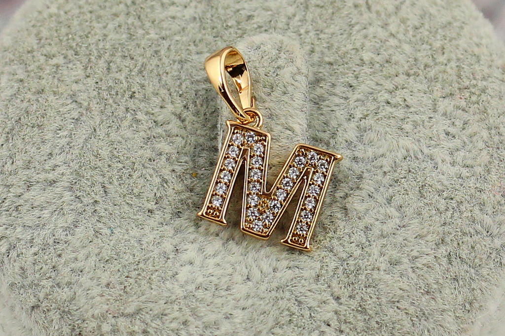 Кулон Xuping Jewelry буква М длина 1,2 см золотистый