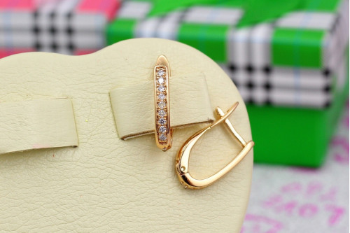 Сережки Xuping Jewelry прямокутні доріжки з камінням 1.5 см золотисті