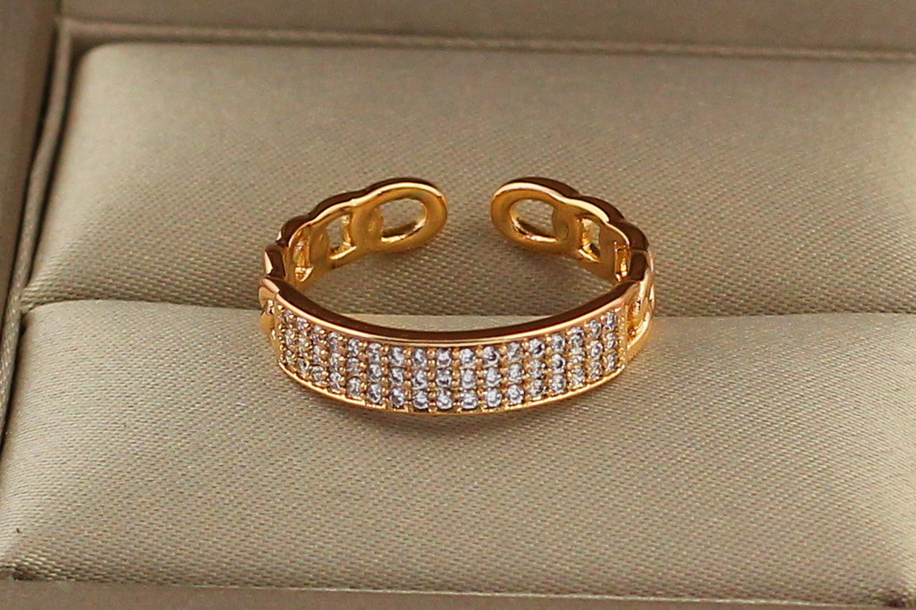 Кільце Xuping Jewelry розсувний ланцюг із пластиною з каменів р 18 золотисте