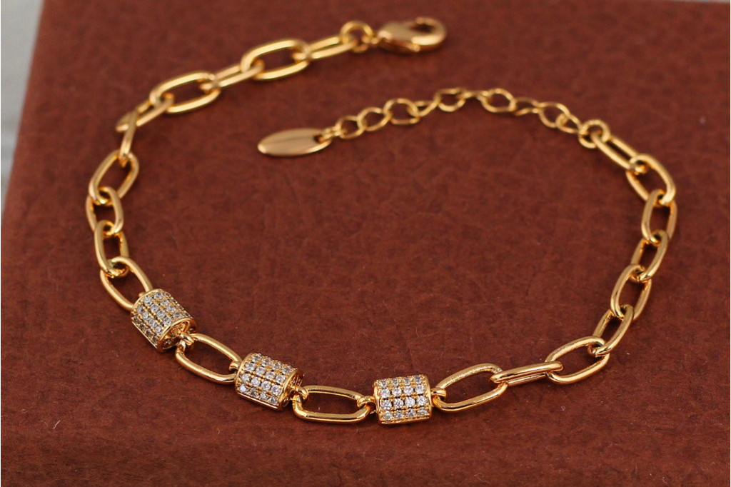 Браслет Xuping Jewelry три качалочки на цепочке 16.5 см  5 мм золотистый