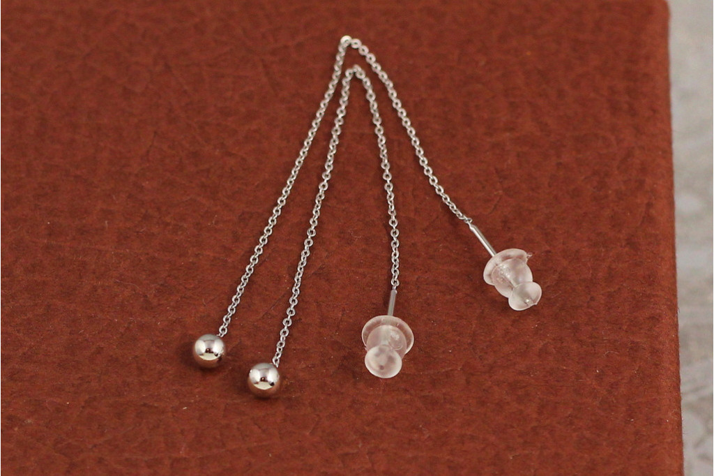 Серьги продевки Xuping Jewelry 8 см с шариками 4 мм серебристые