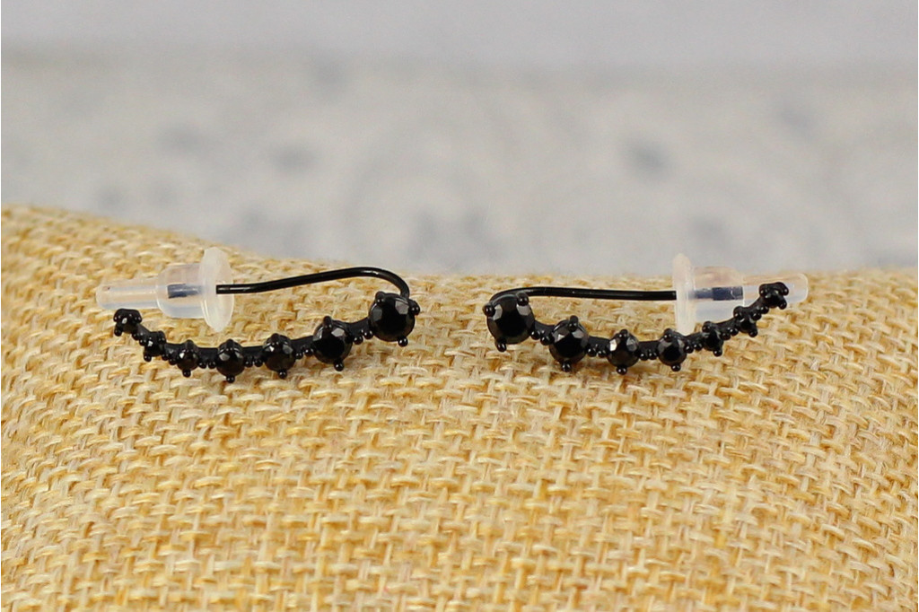 Серьги каффы Xuping Jewelry камешки по наростающей 2.3 см с покрытием блэк ган  черные