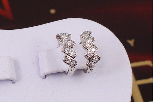 Серьги кольца Хuping Jewelry елочка 1.3 см серебристые