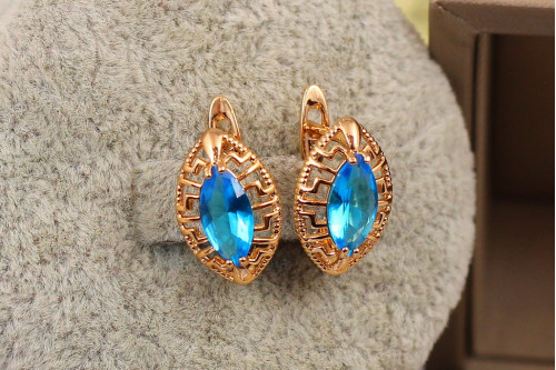 Сережки Xuping Jewelry маркиз із блакитним каменем 1.6 см золотисті