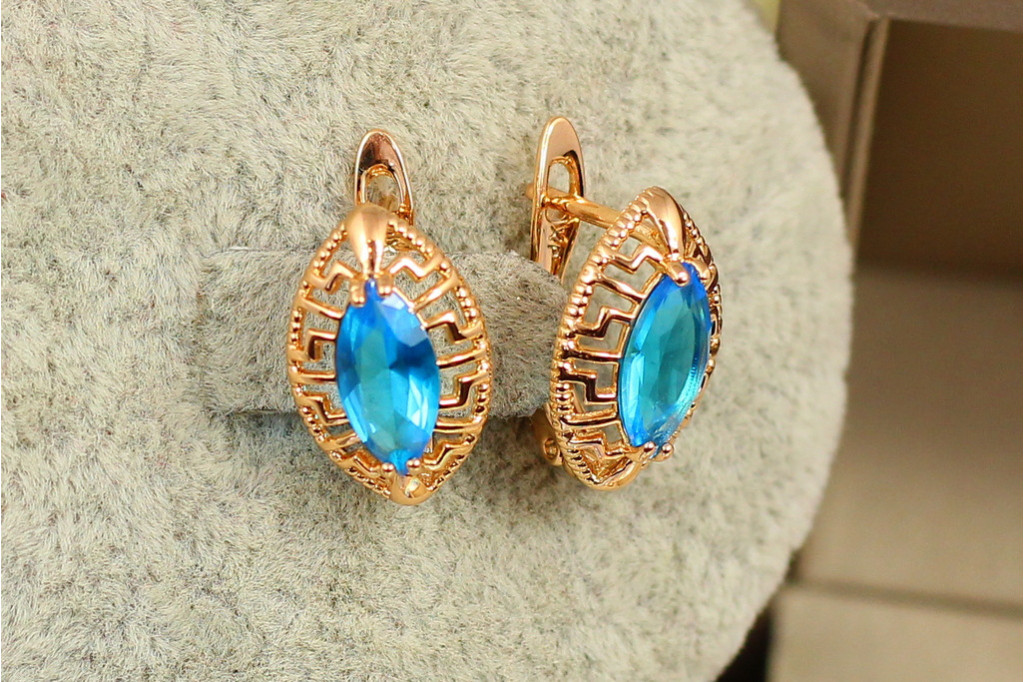Сережки Xuping Jewelry маркиз із блакитним каменем 1.6 см золотисті