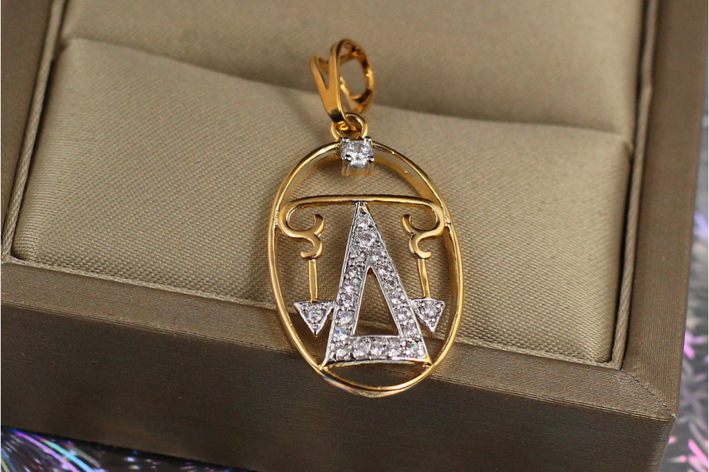 Кулон зодиак Xuping Jewelry весы 2.6 см  с родием золотистый