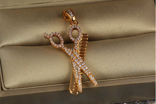 Кулон Xuping Jewelry набор парикмахера 3.1 см золотистый