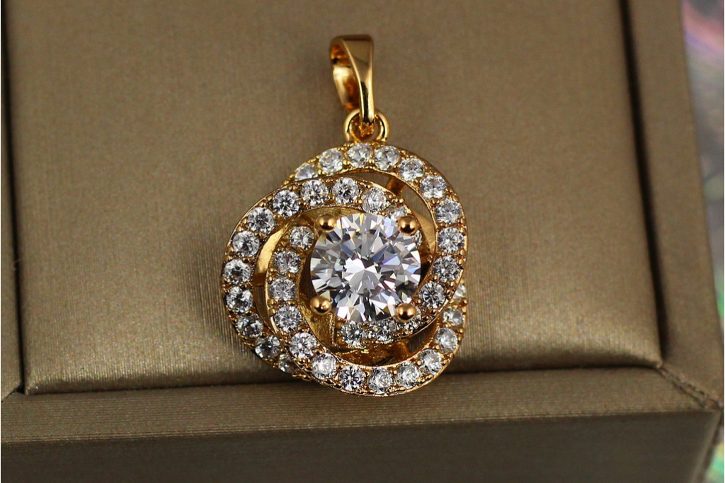 Кулон Xuping Jewelry водоворот із фіанітів 1.6 см золотистий
