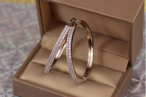 Сережки кільця Хuping Jewelry з камінням ззаду гладкі 4 см сріблясті