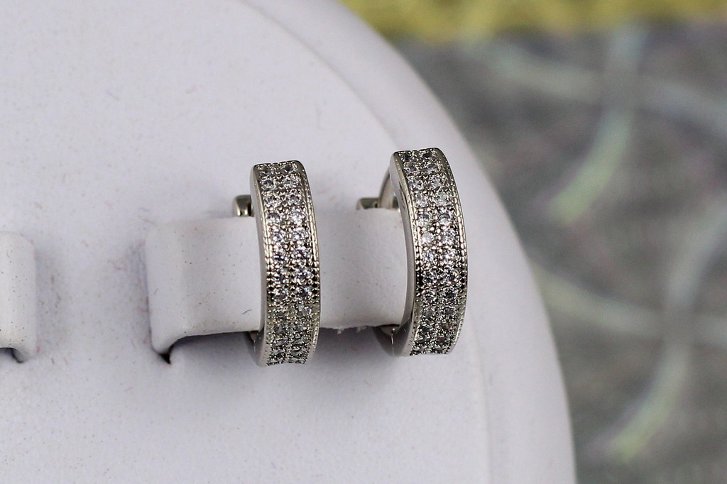 Серьги Xuping Jewelry кольца бортики шарики 1.4 см серебристые