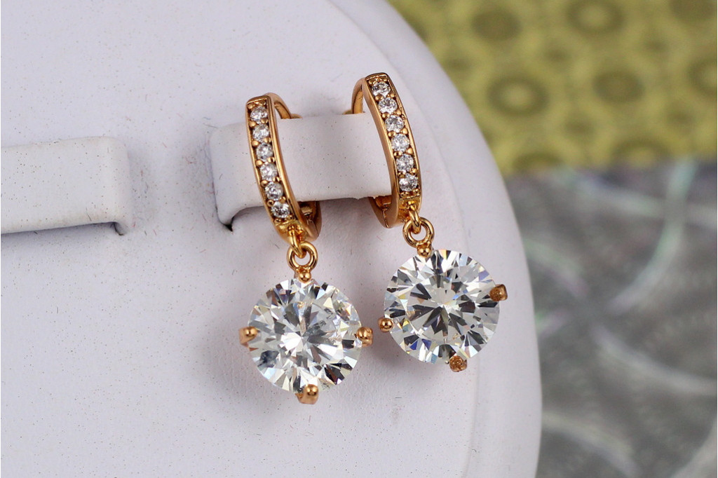 Серьги Xuping Jewelry камень конус на кольце 2.6 см золотистые