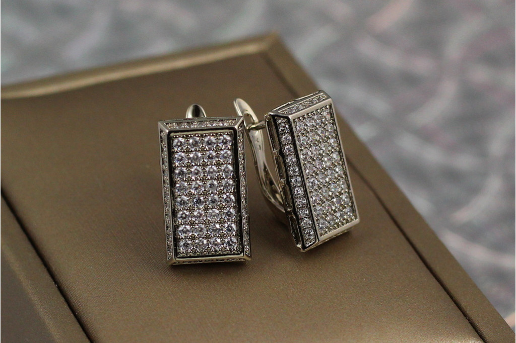 Сережки Xuping Jewelry прямокутник запонки з камінням 1.7 см сріблясті