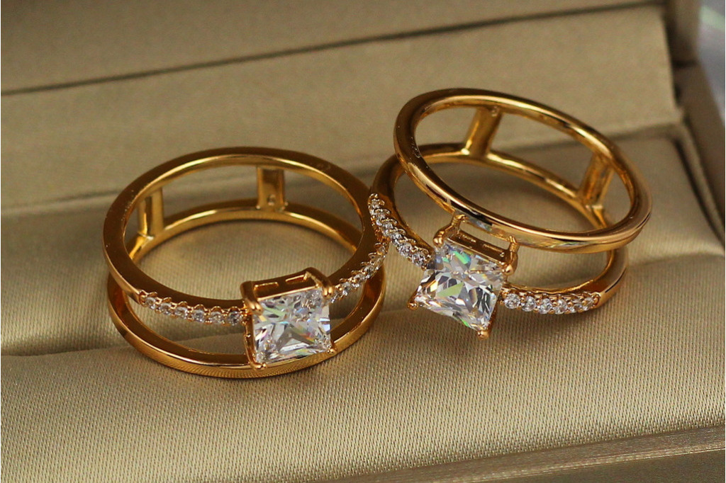 Кільце Xuping Jewelry сансет р 18 золотисте