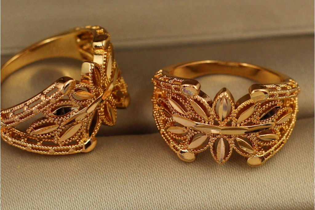 Кільце Xuping Jewelry магія сходу р 19 золотисте