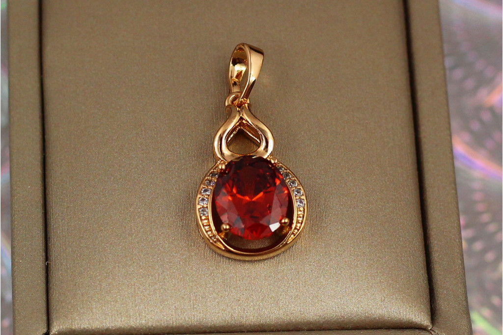Кулон Xuping Jewelry капля вина с красным камнем 2 см золотистый