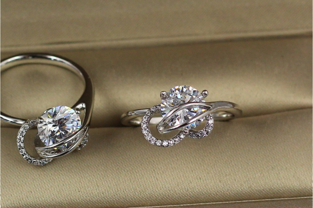 Кольцо Xuping Jewelry Жозефина 17 р серебристое