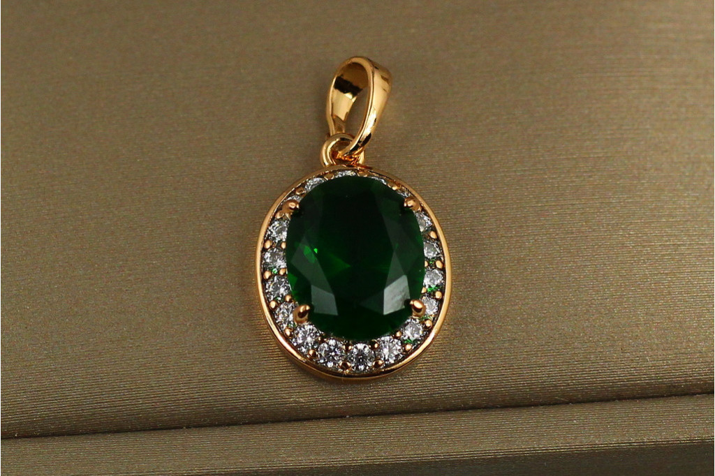 Кулон Xuping Jewelry малинки зеленый камень 1.7 см золотистый