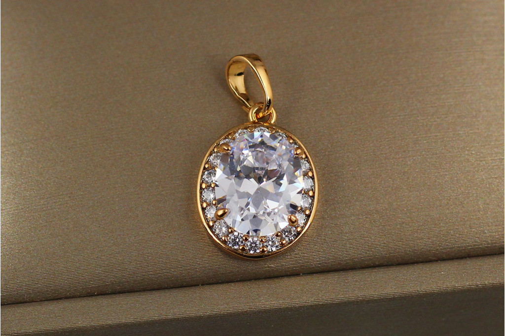 Кулон Xuping Jewelry малинки белый камень 1.7 см золотистый