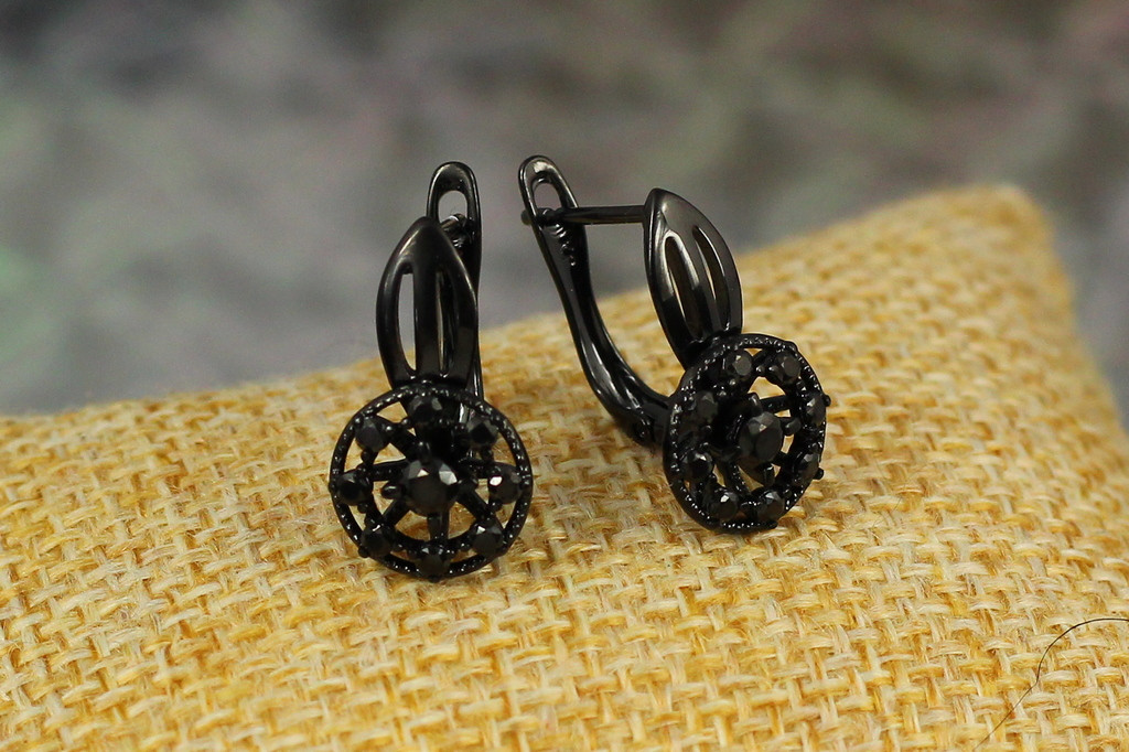 Серьги  Xuping Jewelry аттракцион с камешками черное покрытие блэк ган 1.9 см