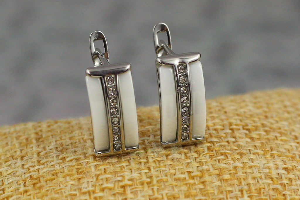 Серьги  Xuping Jewelry галстук с белой керамикой  1.6 см серебристые