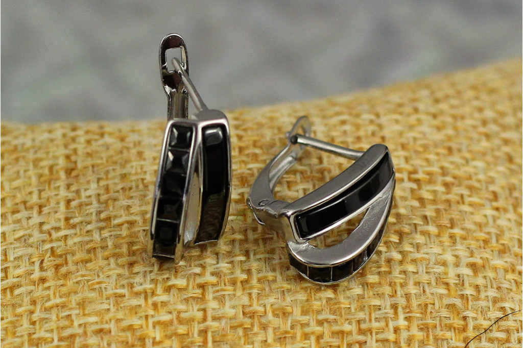 Серьги  Xuping Jewelry парус черные камни с керамикой 1.5 см серебристые