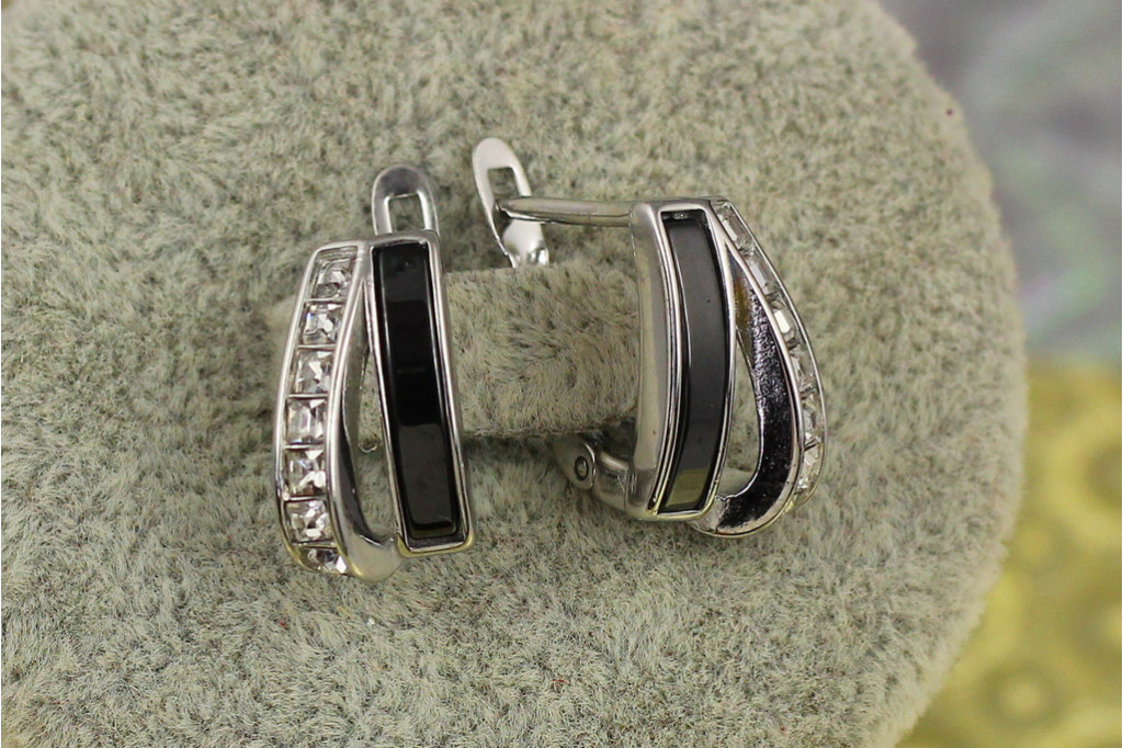 Серьги  Xuping Jewelry парус белые камни с керамикой 1.5 см серебристые