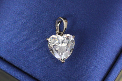 Кулон Xuping Jewelry фианит сердечком 1.1 см серебристый