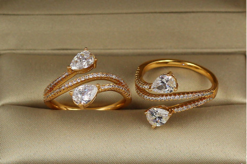 Кільце Xuping Jewelry зустрічні краплі р 18 золотисте