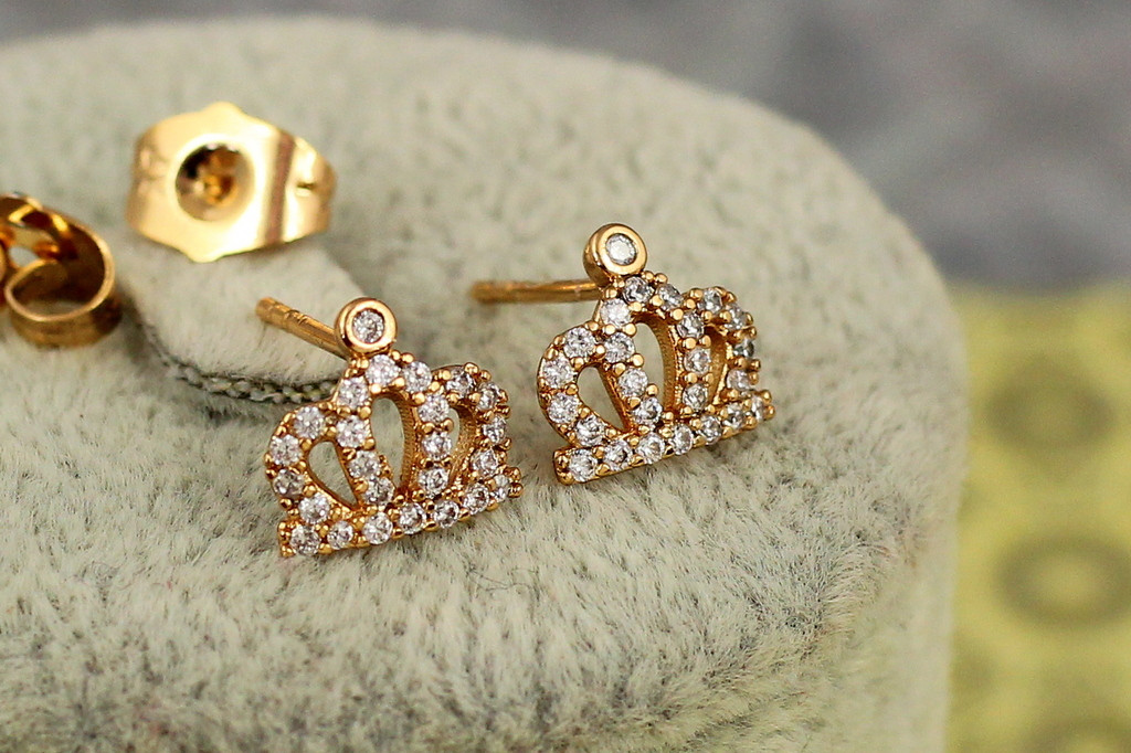 Серьги гвоздики  Xuping Jewelry корона с камешками 8 мм золотистые