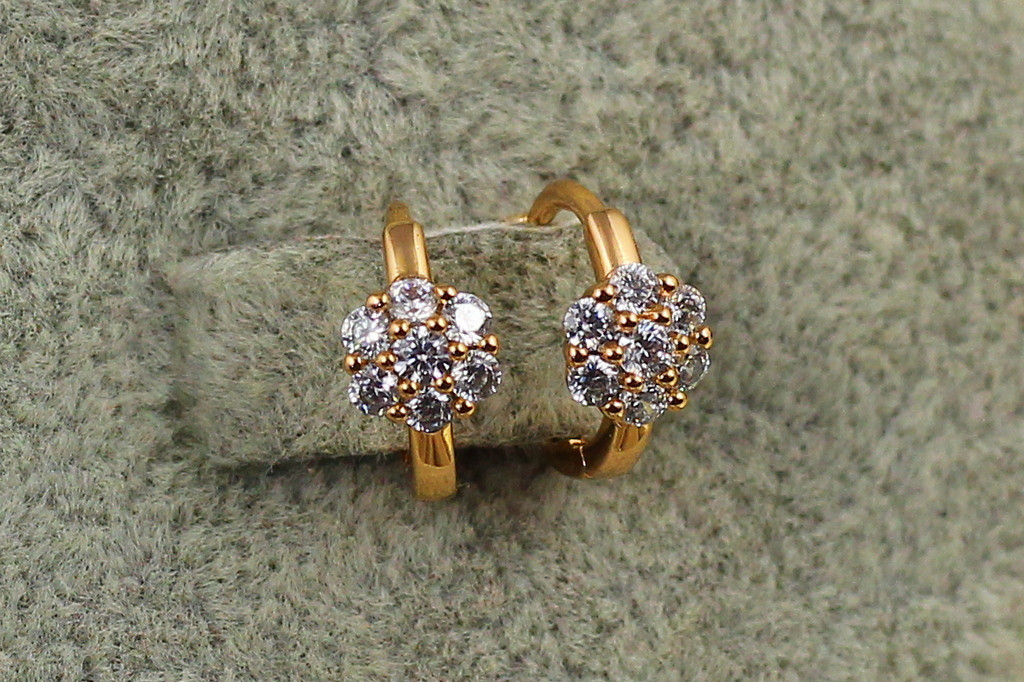 Серьги детские Xuping Jewelry цветочек с точками 10 мм золотистые