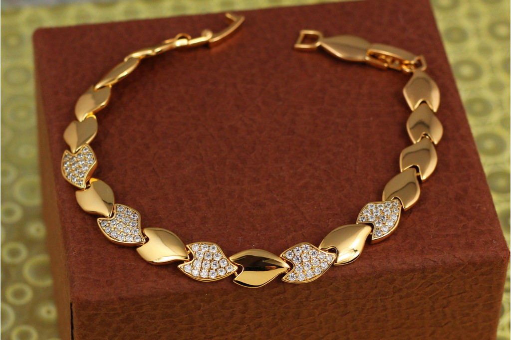 Браслет Xuping Jewelry лісова мавка 17 см 7 мм золотистий