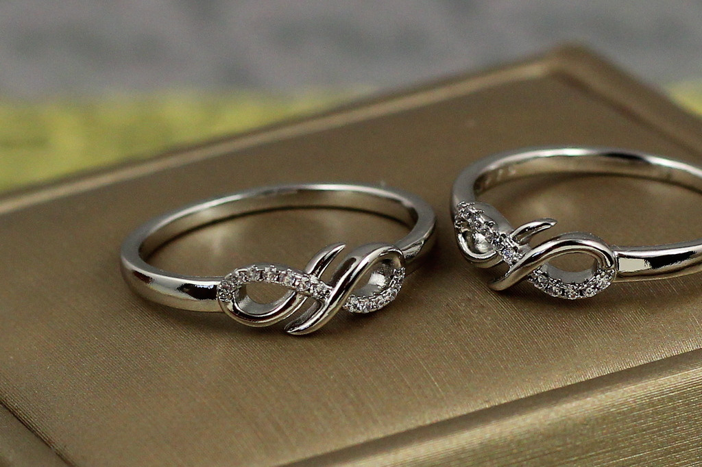 Кольцо  Xuping Jewelry две петельки р 18 серебристое