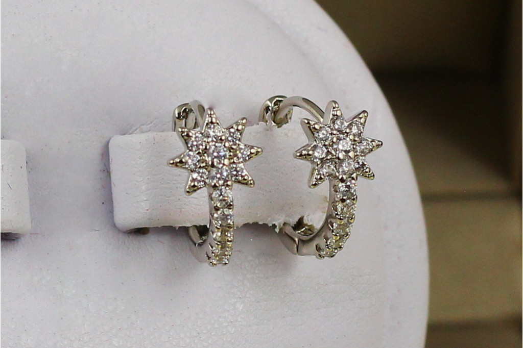 Серьги  Xuping Jewelry царевна метелица  1.2 см серебристые