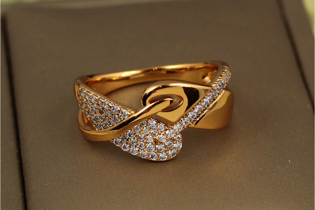 Кільце Xuping Jewelry симфонія р 16 золотисте