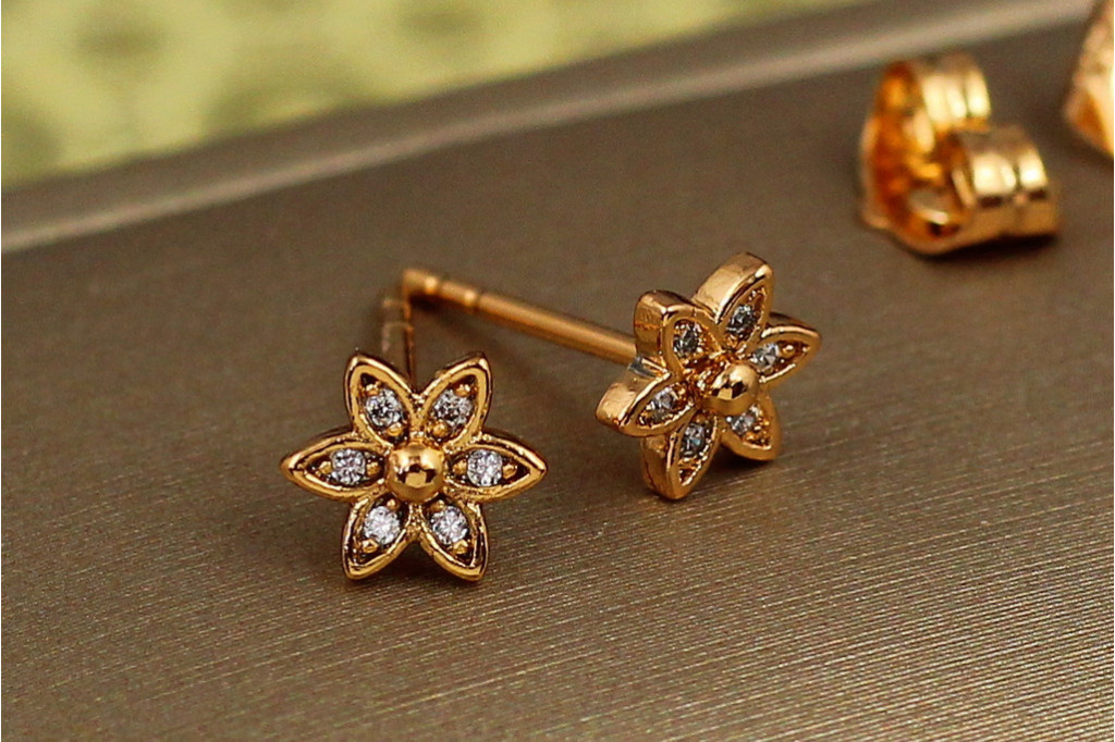 Сережки гвоздики Xuping Jewelry ала квіточка 7 мм золотисті