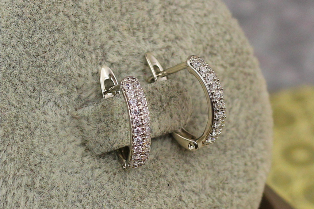 Серьги Xuping Jewelry две дорожки из фианитов 1.4 см серебристые