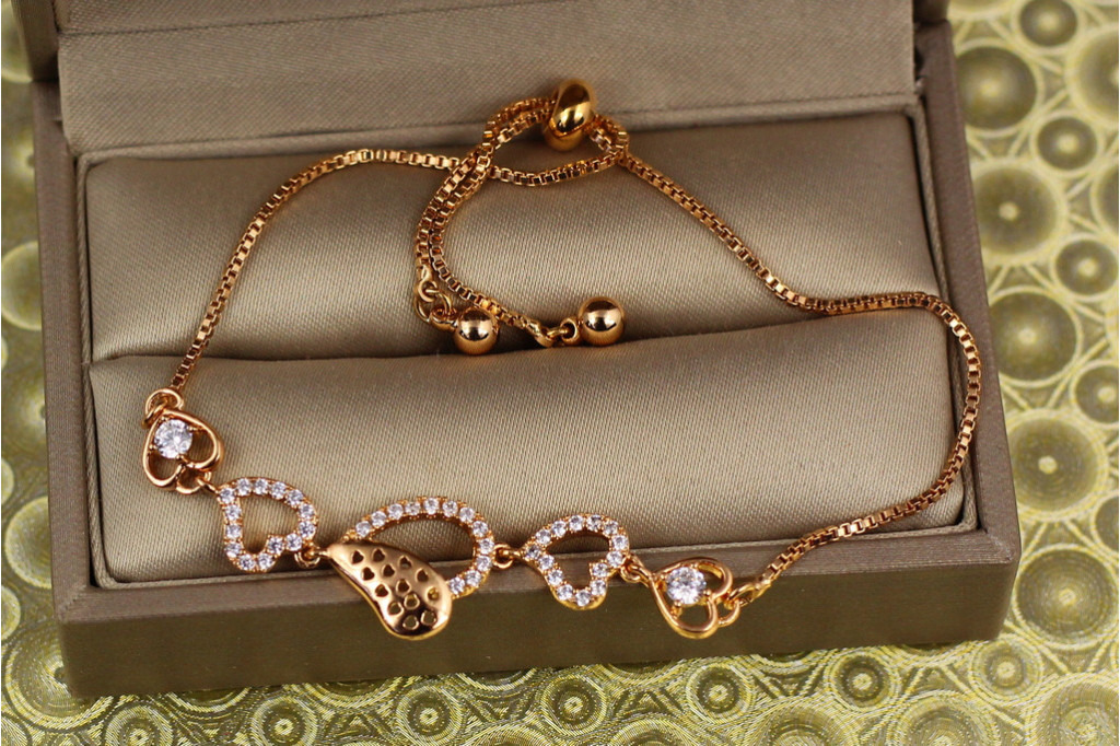 Браслет Xuping Jewelry регулируемый счастливая семья на бегунке золотистый