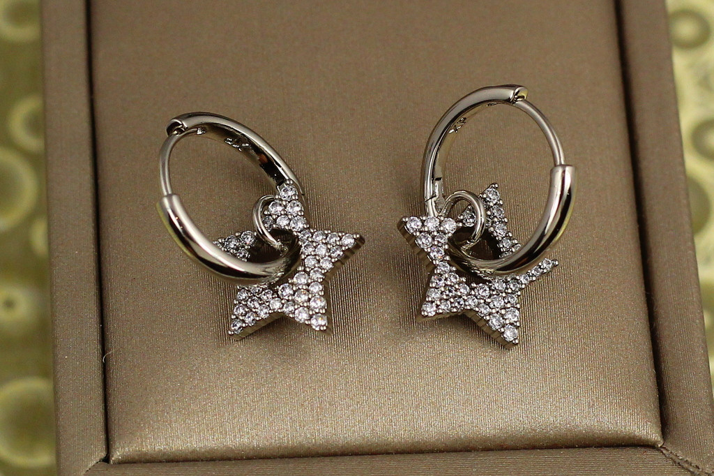 Сережки Xuping Jewelry зірки з камінням 2 см сріблясті