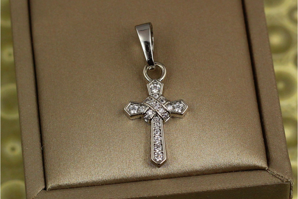 Крестик Xuping Jewelry плетеный 2 см  серебристый